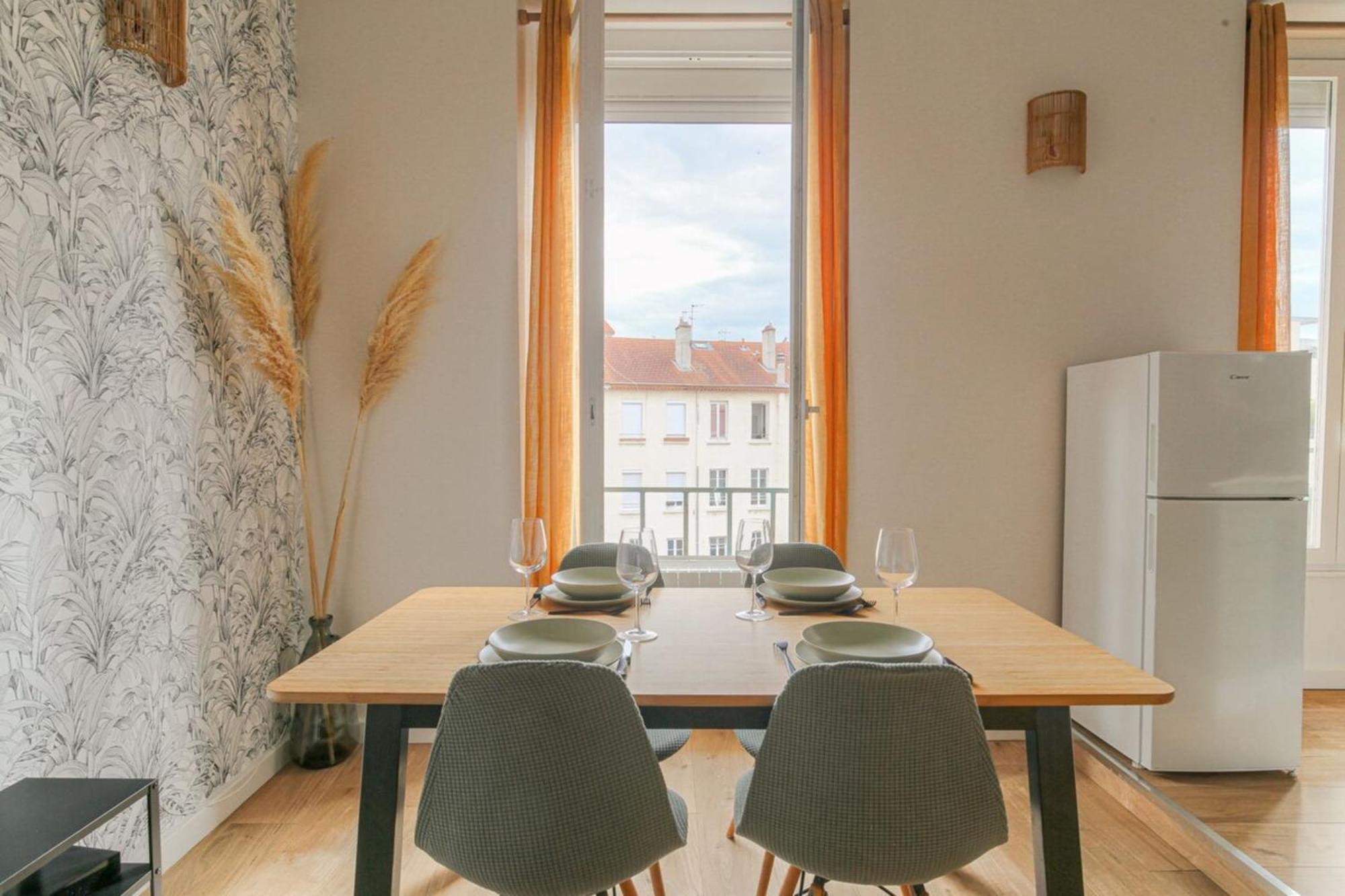 Appartement Duplex Spacieux Et Design Proche La Part-Dieu à Lyon Extérieur photo